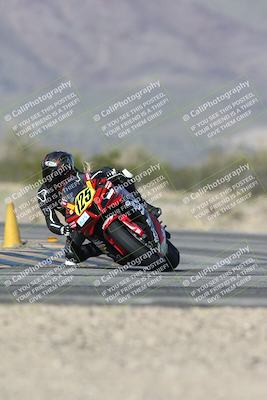 media/Jan-15-2026-Racers Edge (Thu) [[dfebeb70ab]]/2-A Group/Session 5 (Turn 5)/